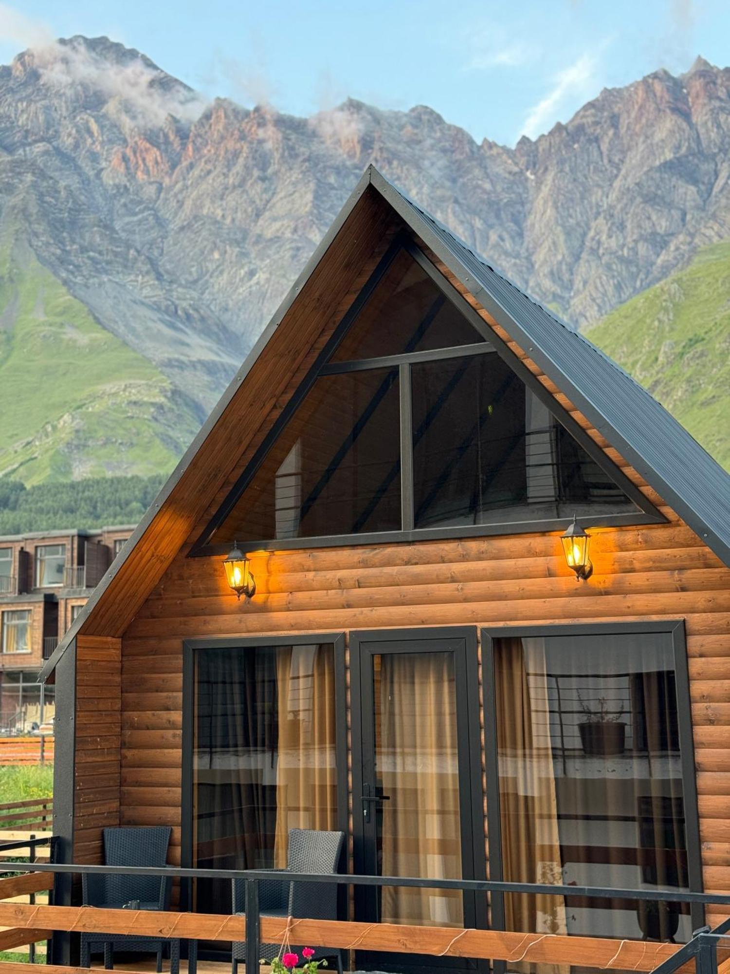 Outdoor Cottages Kazbegi Exteriér fotografie