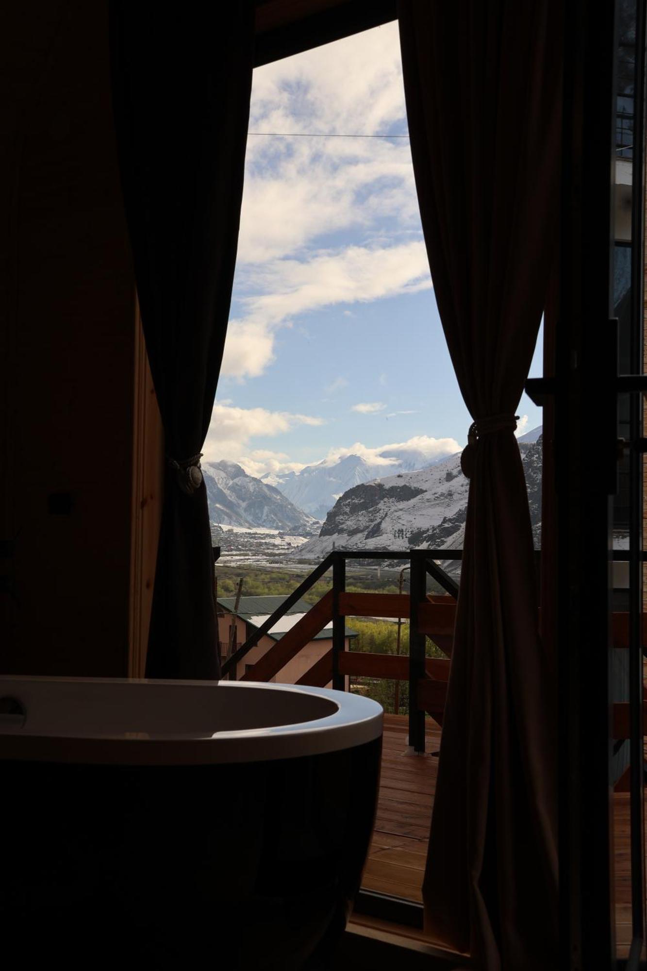 Outdoor Cottages Kazbegi Exteriér fotografie